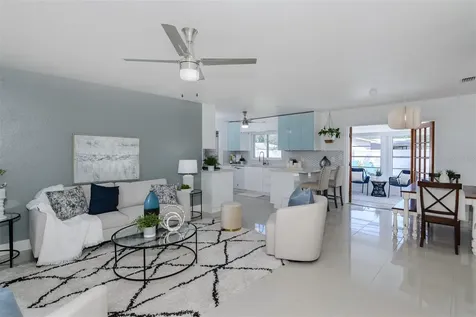 1435 77th Avenue N St Petersburg FL 33702