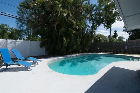 1435 77th Avenue N St Petersburg FL 33702