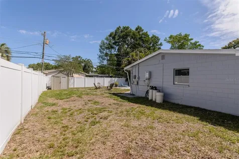 1435 77th Avenue N St Petersburg FL 33702