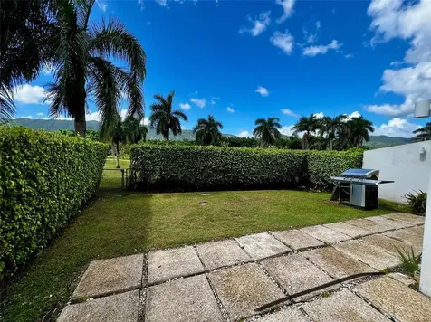 I30 Villas De Golf Juncos PR 00777