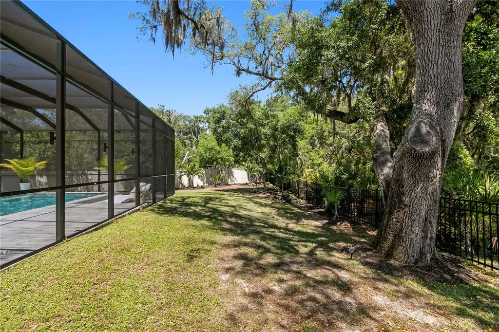 7865 Marsh Pointe Drive Tampa FL 33635