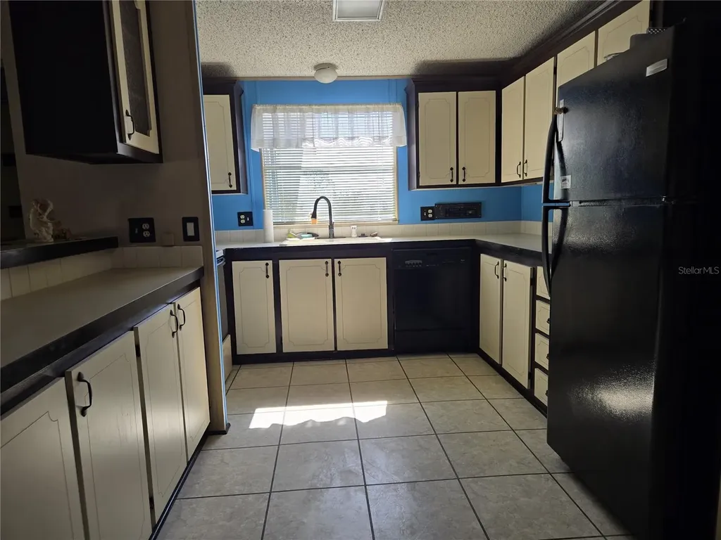 2691 Lake Grassmere Circle Zellwood FL 32798