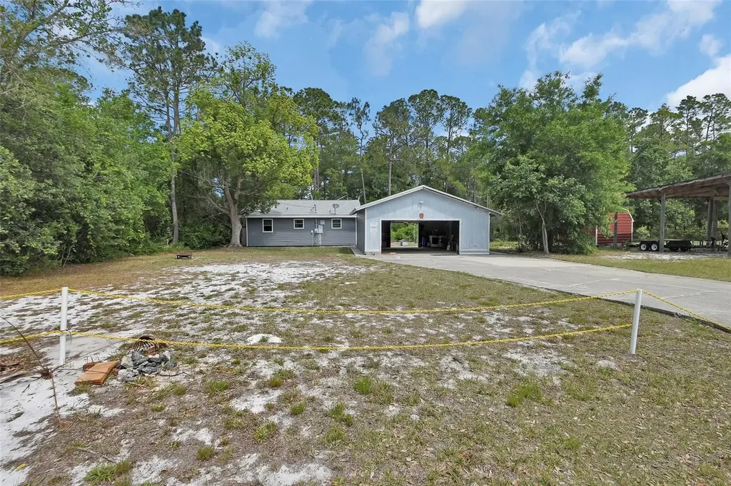 25801 Blue Lakes Drive Paisley FL 32767