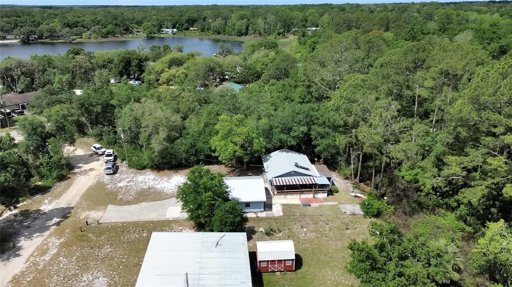 25801 Blue Lakes Drive Paisley FL 32767