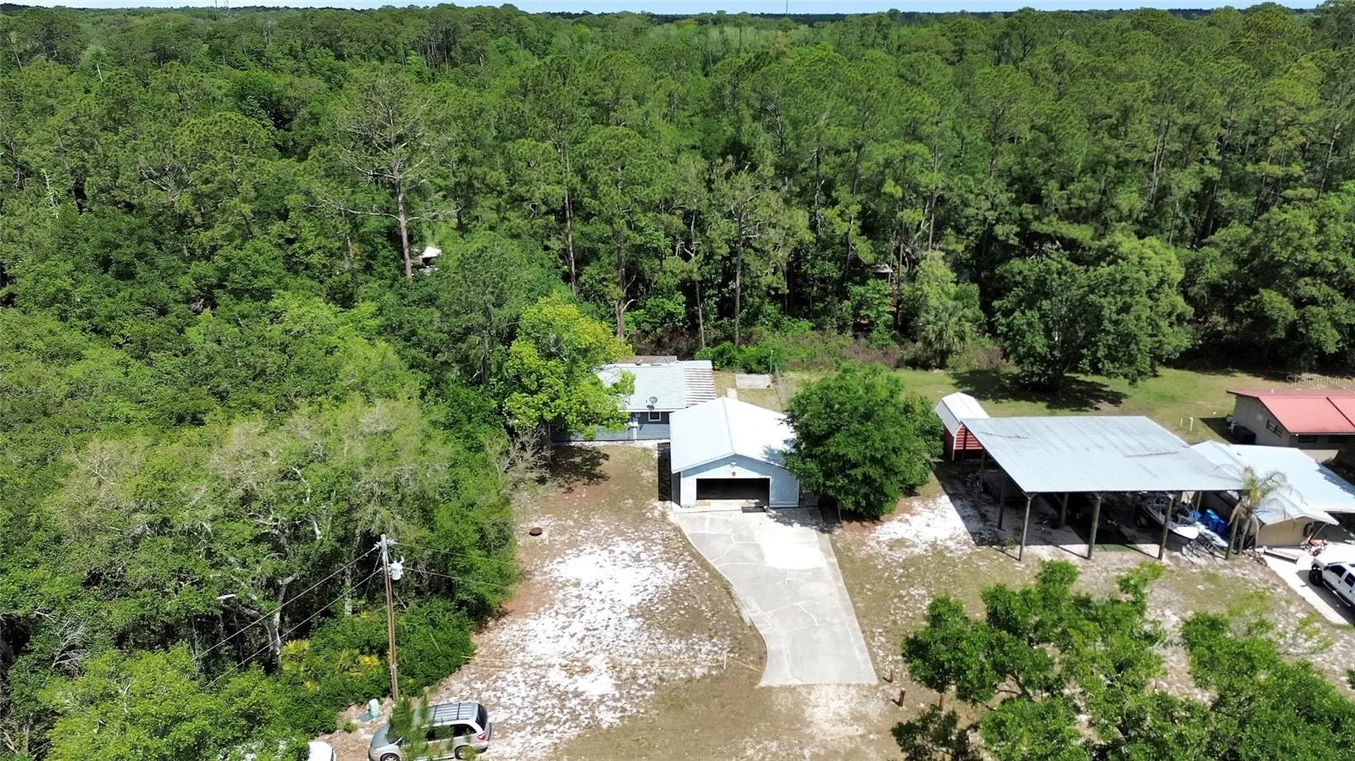 25801 Blue Lakes Drive Paisley FL 32767
