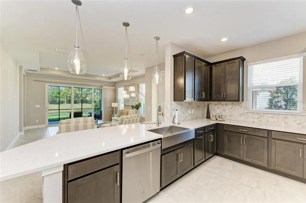 6017 Mesa Glen Bradenton FL 34203