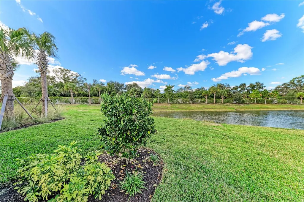6017 Mesa Glen Bradenton FL 34203