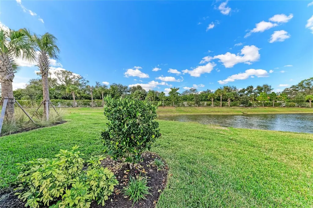6017 Mesa Glen Bradenton FL 34203