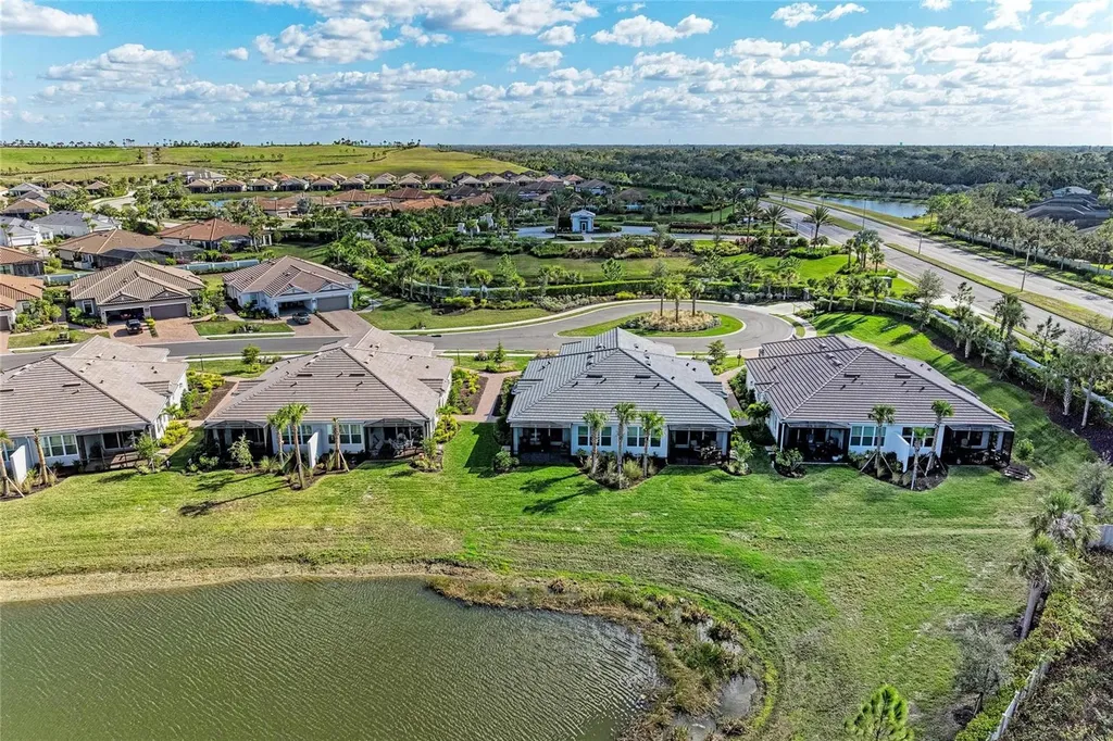 6017 Mesa Glen Bradenton FL 34203