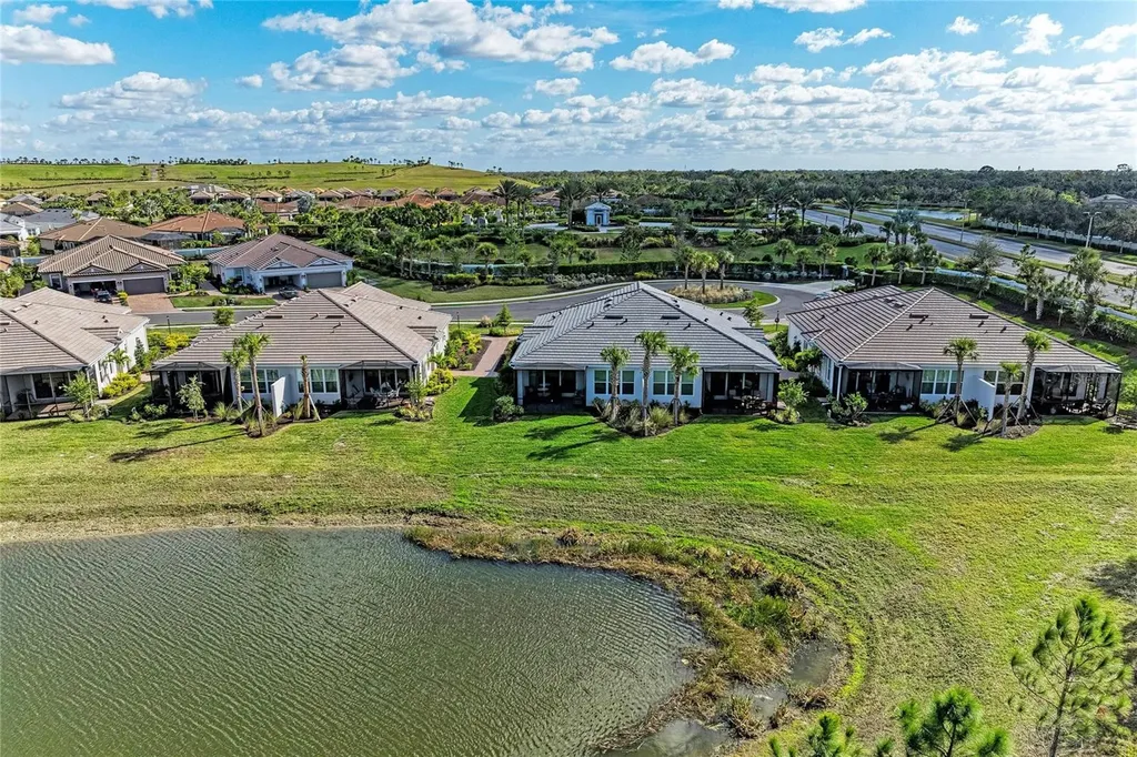 6017 Mesa Glen Bradenton FL 34203