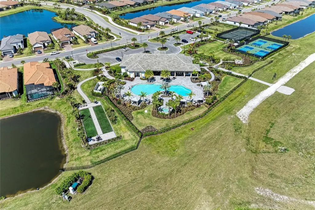 6017 Mesa Glen Bradenton FL 34203