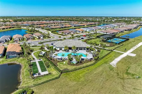 6017 Mesa Glen Bradenton FL 34203