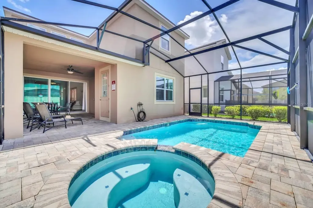 9009 Egret Mills Terrace Kissimmee FL 34747