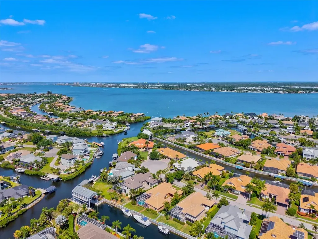 4714 Mainsail Drive Bradenton FL 34208