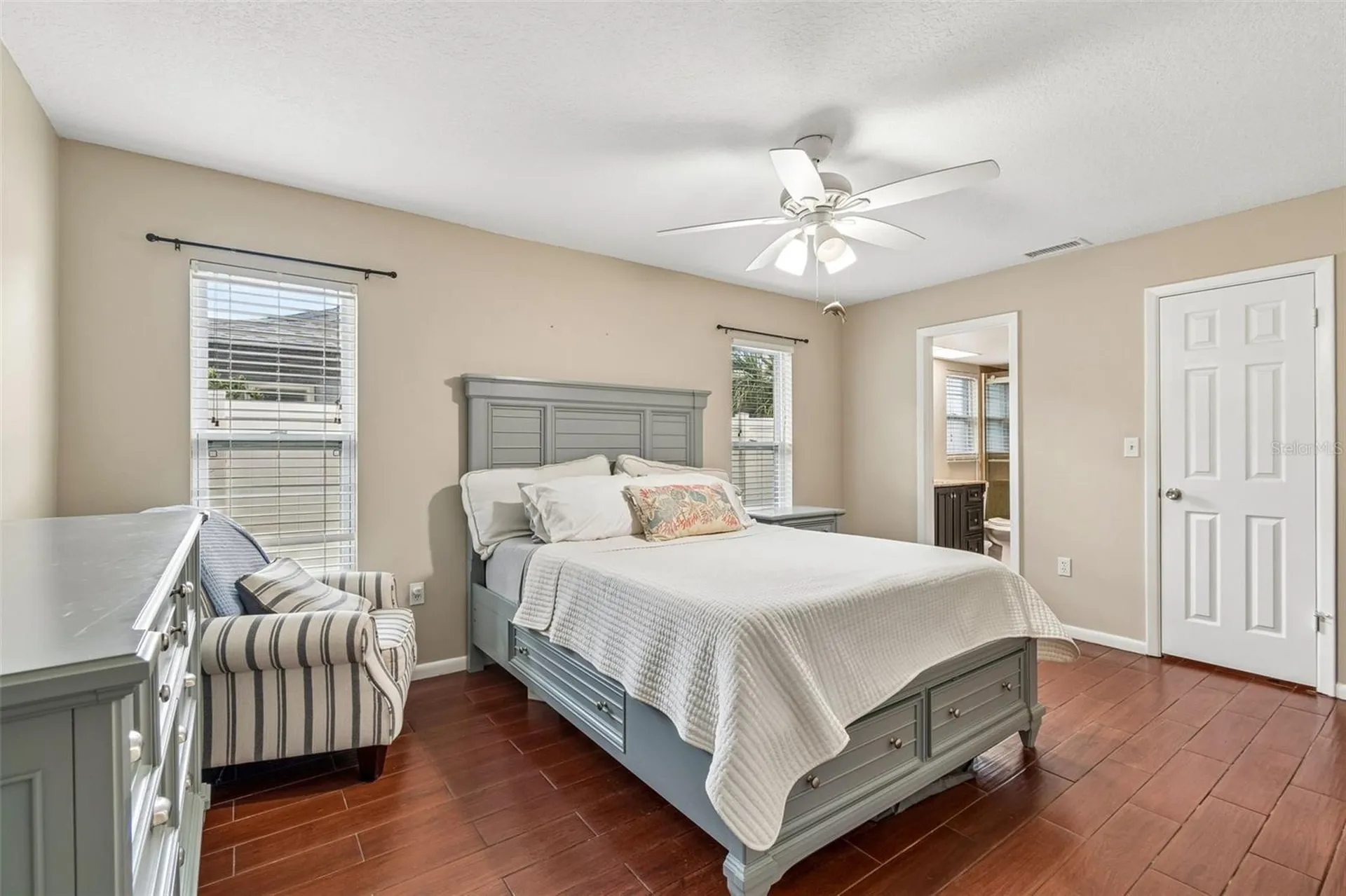 9548 123rd Way N Seminole FL 33772