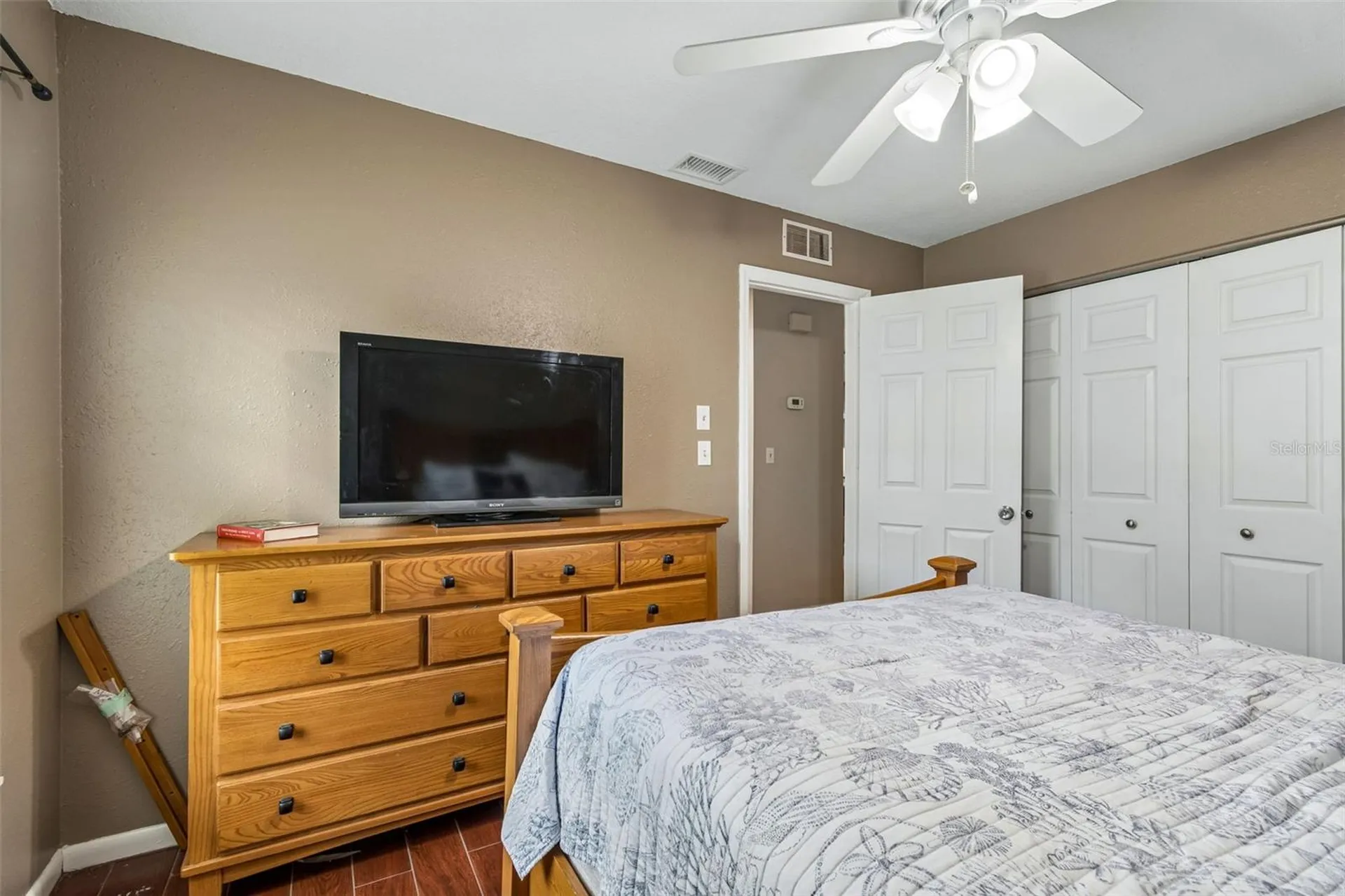 9548 123rd Way N Seminole FL 33772