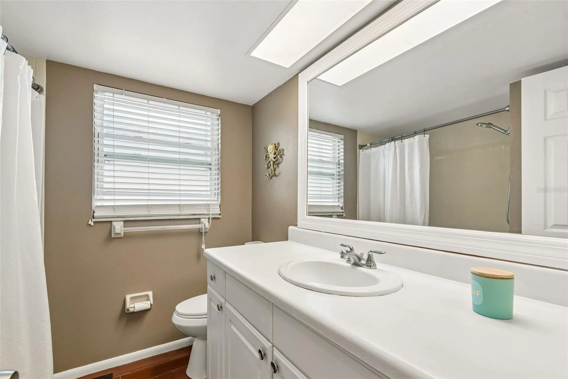 9548 123rd Way N Seminole FL 33772