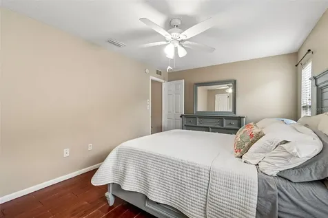 9548 123rd Way N Seminole FL 33772