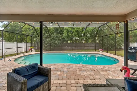 9548 123rd Way N Seminole FL 33772