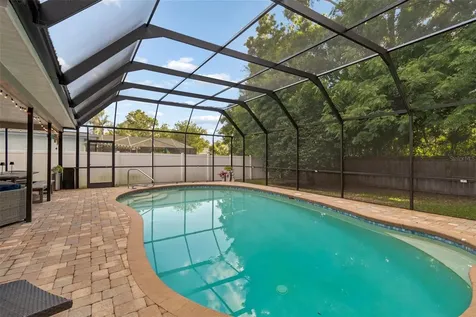9548 123rd Way N Seminole FL 33772