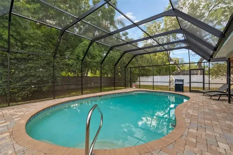 9548 123rd Way N Seminole FL 33772