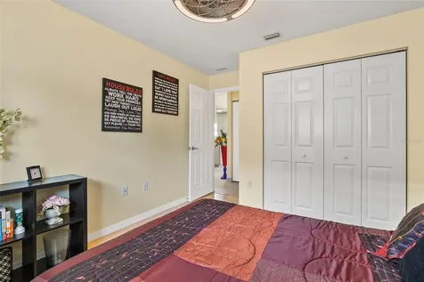 1866 Vamo Drive Sarasota FL 34231