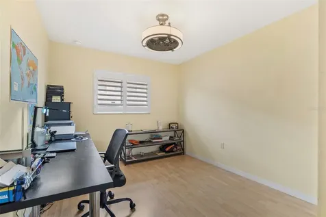 1866 Vamo Drive Sarasota FL 34231