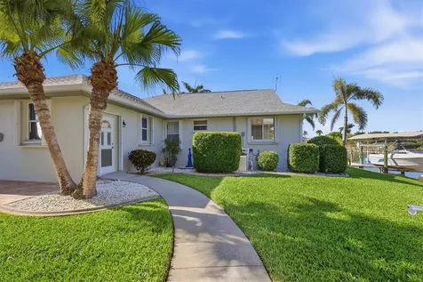 8050 Tracy Circle Port Charlotte FL 33981