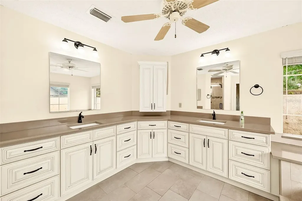 6517 Thoroughbred Loop Odessa FL 33556