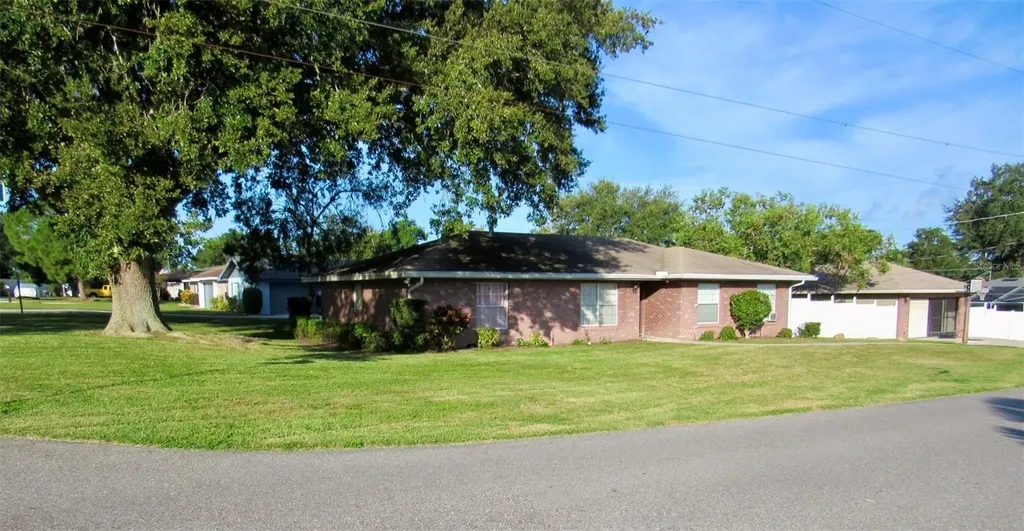 202 Saint Lucie Road Winter Haven FL 33884