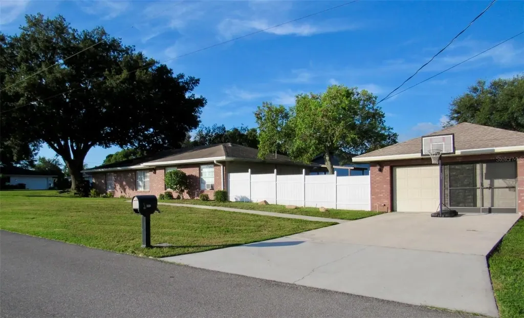 202 Saint Lucie Road Winter Haven FL 33884