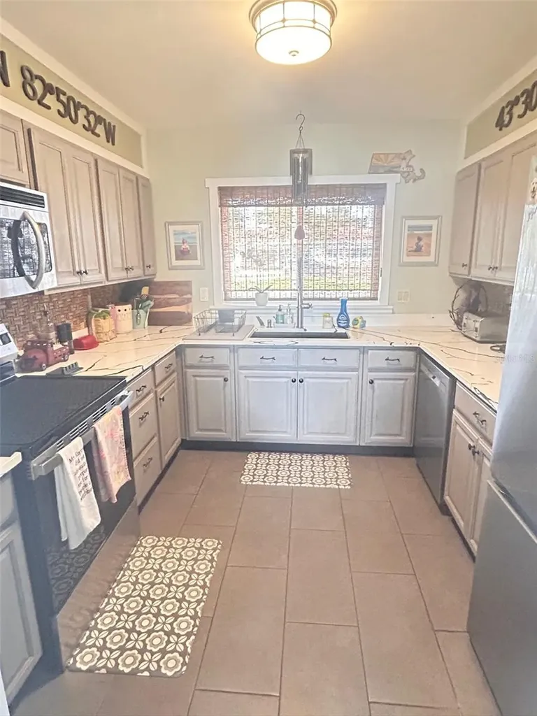 106 19th Street Belleair Beach FL 33786