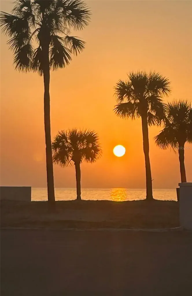106 19th Street Belleair Beach FL 33786