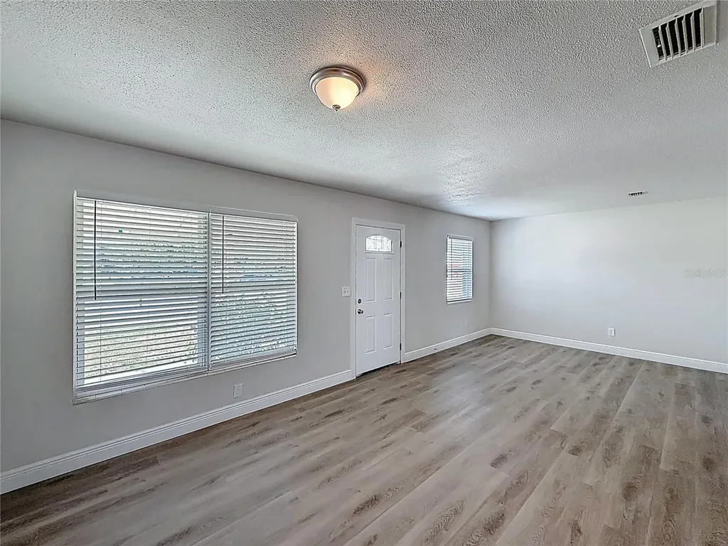7503 W New Orleans Avenue Tampa FL 33615