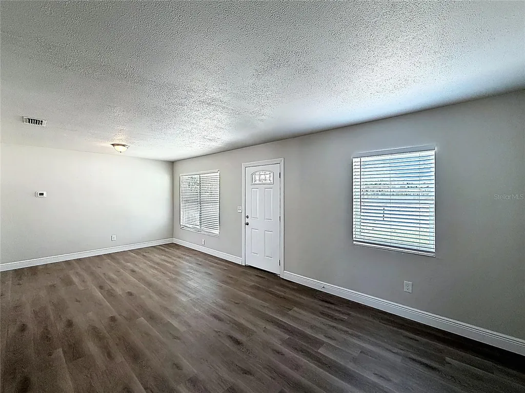 7503 W New Orleans Avenue Tampa FL 33615