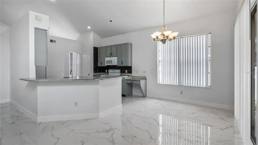 7843 Saint Andrews Circle Orlando FL 32835