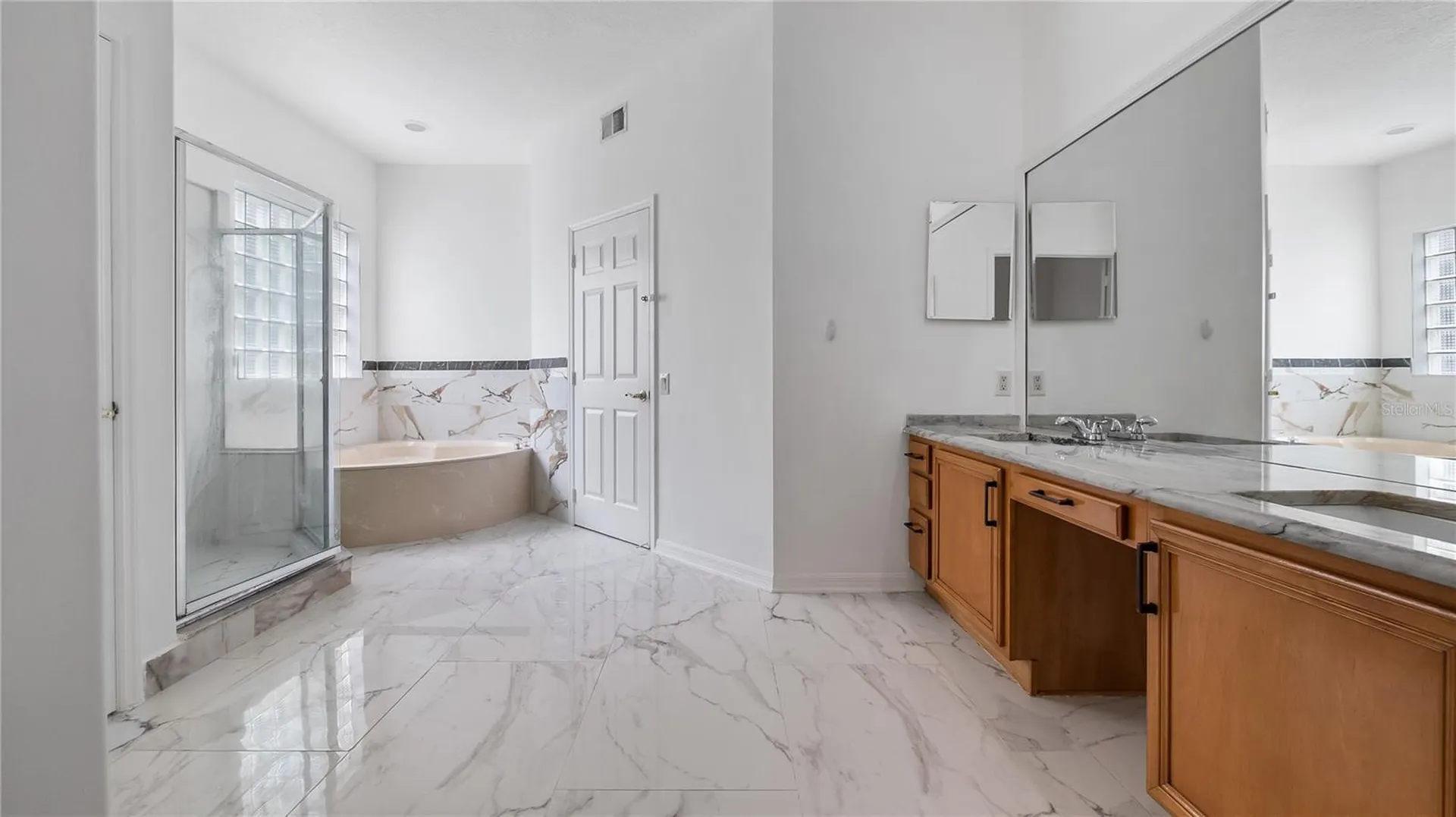 7843 Saint Andrews Circle Orlando FL 32835