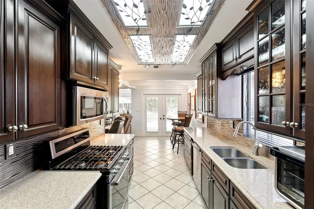 13502 Country Club Drive Tavares FL 32778
