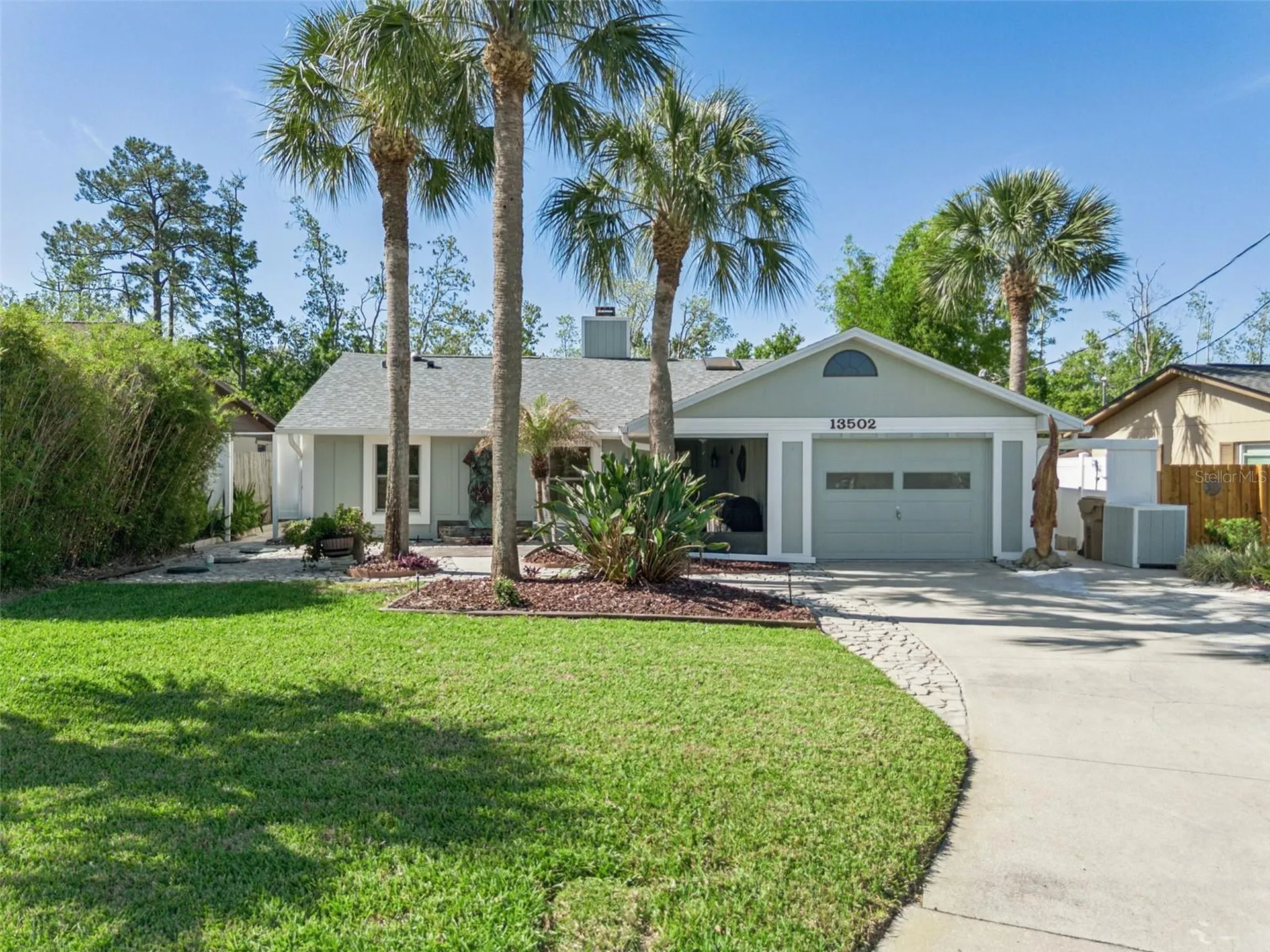 13502 Country Club Drive Tavares FL 32778