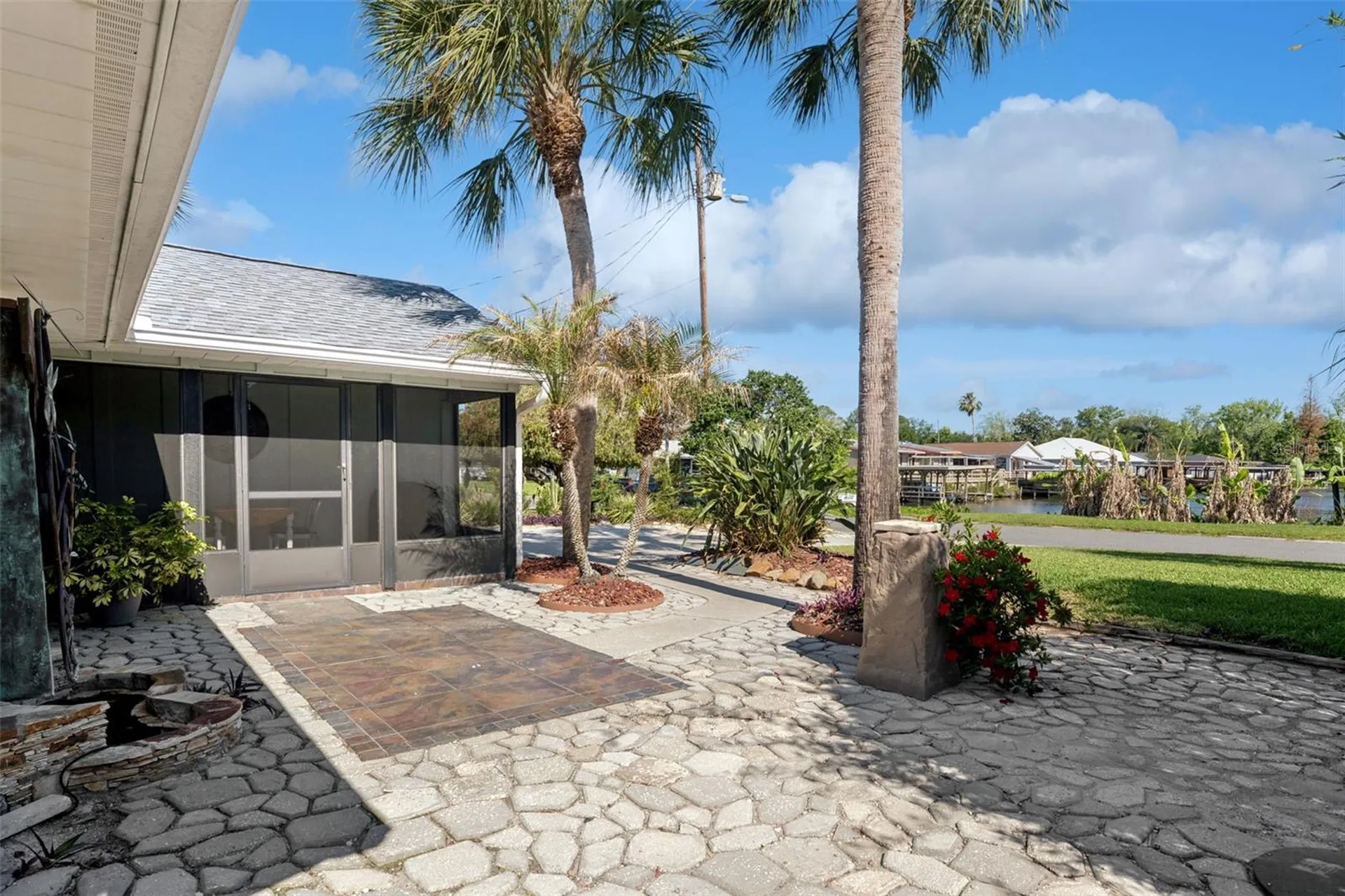 13502 Country Club Drive Tavares FL 32778
