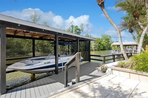 13502 Country Club Drive Tavares FL 32778