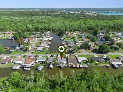 13502 Country Club Drive Tavares FL 32778