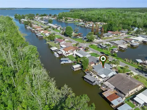 13502 Country Club Drive Tavares FL 32778