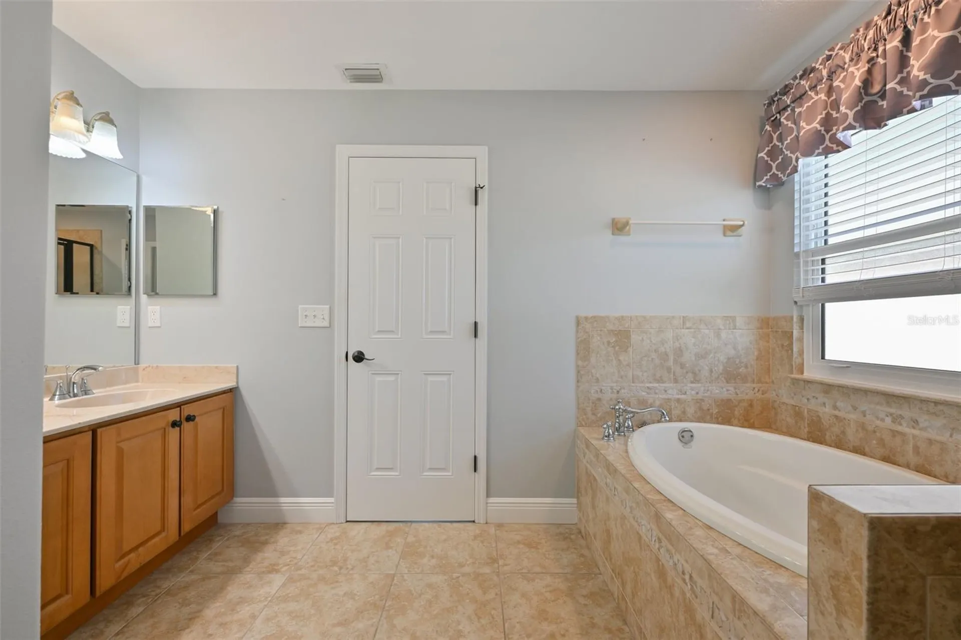 12206 Citrus Leaf Drive Gibsonton FL 33534