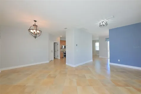 12206 Citrus Leaf Drive Gibsonton FL 33534