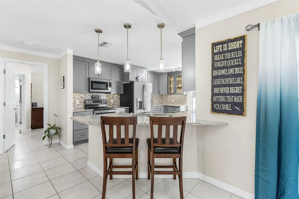 4302 SW 18th Place Cape Coral FL 33914