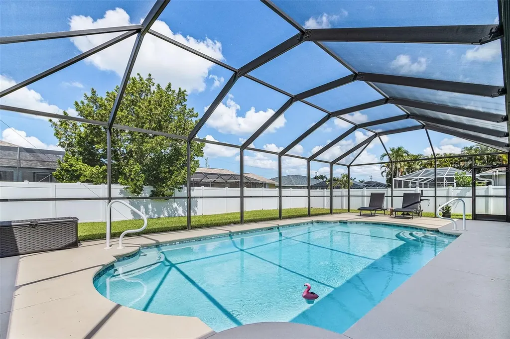 4302 SW 18th Place Cape Coral FL 33914