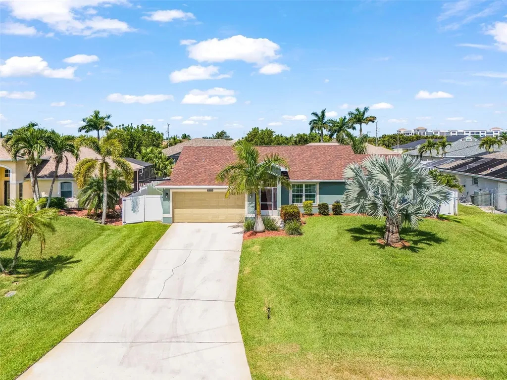 4302 SW 18th Place Cape Coral FL 33914
