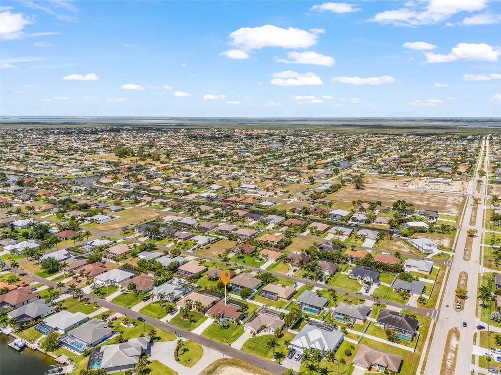 4302 SW 18th Place Cape Coral FL 33914