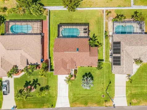 4302 SW 18th Place Cape Coral FL 33914